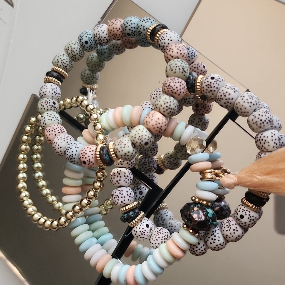 3 Beaded Stackable Womans Bracelets Pink Gold Can… - image 3